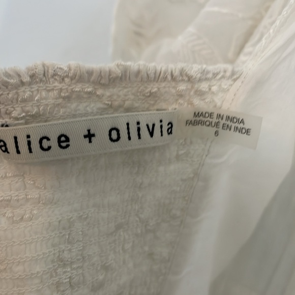 Alice + Olivia Off White Stori White Eyelet Midi Dress Size 6 NWOT - Picture 10 of 14